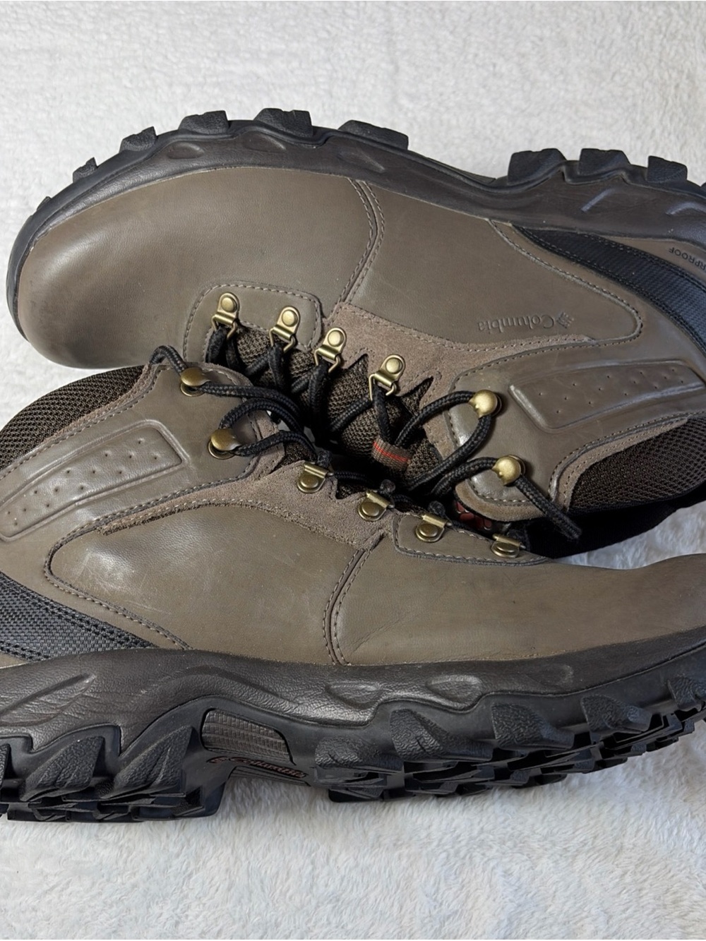 Columbia Men’s Hiking Boot Size 13 Newton Ridge Plus II Waterproof 1594732231